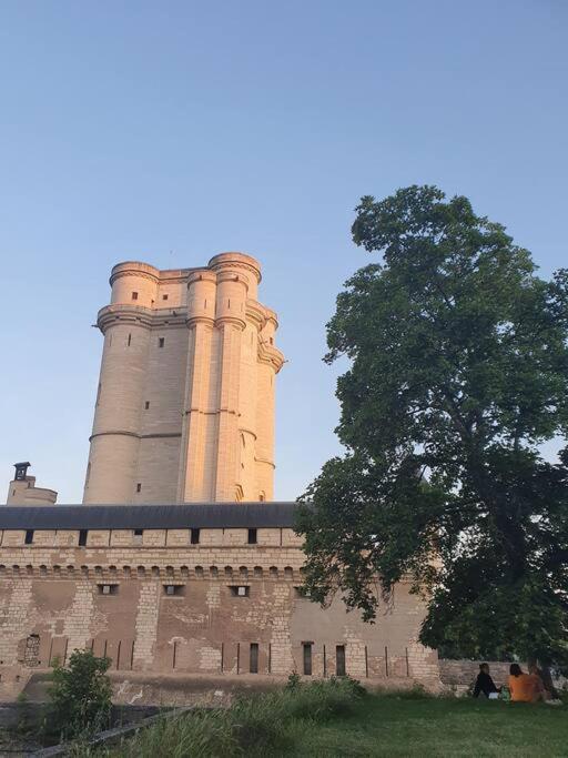 Joli Appartement Bois De Vincennes, Metro 1, Rer A Kültér fotó